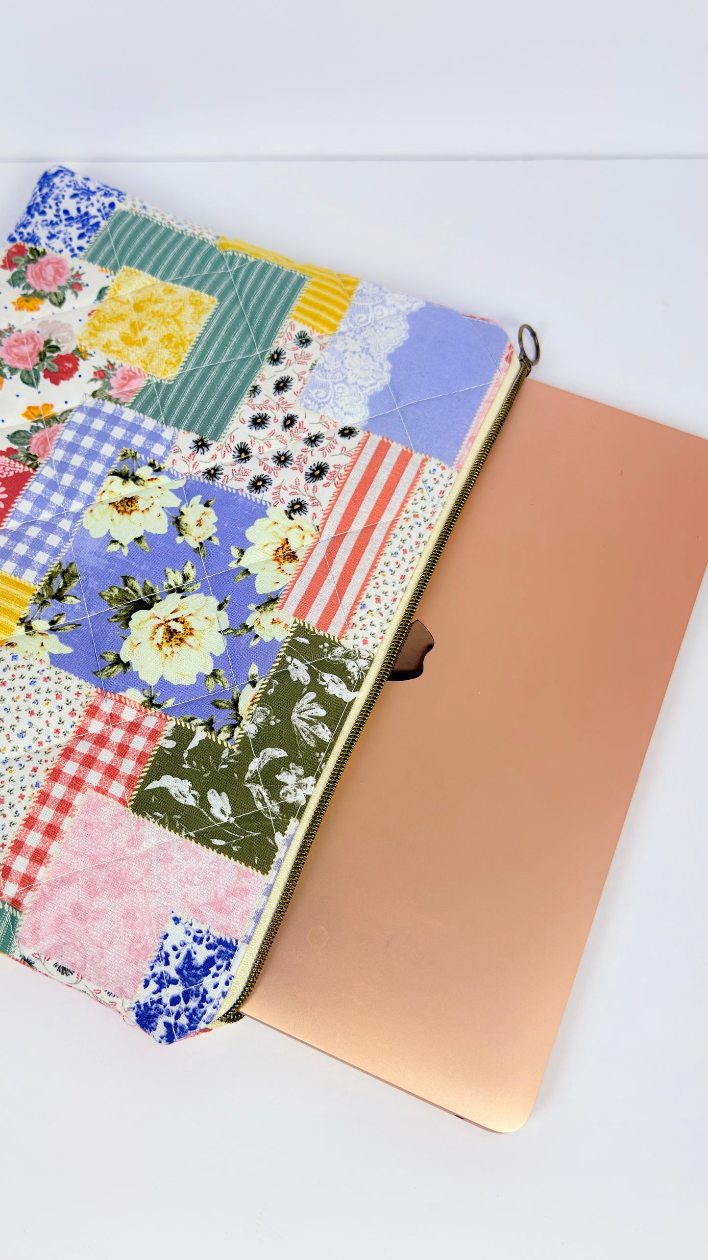 Blue Picnic Laptop Case | Quilted Laptop Sleeve