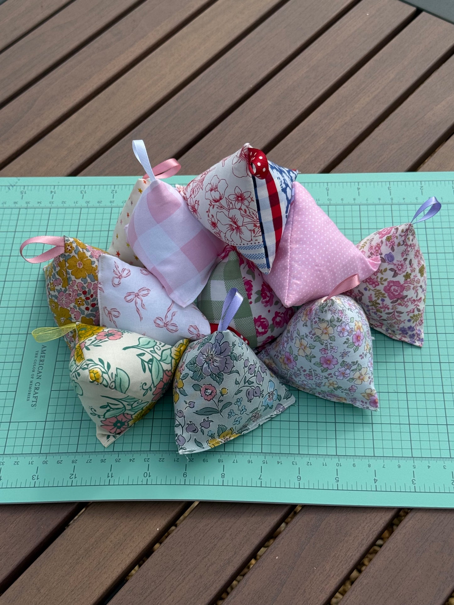 Floral Picnic Pattern Weight