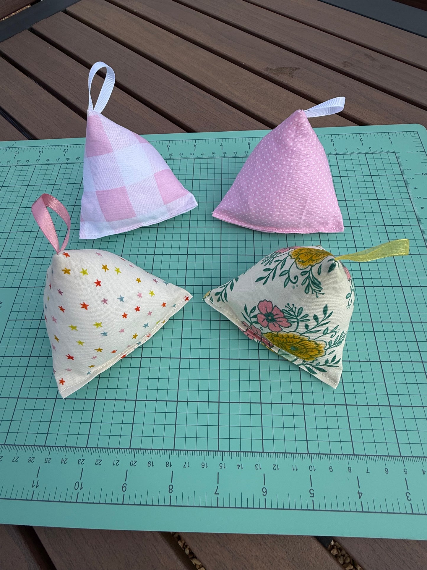 Lemon Bloom Pattern Weights