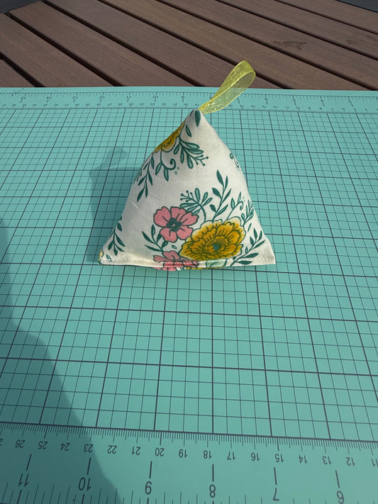 Lemon Bloom Pattern Weights