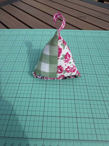 Floral Picnic Pattern Weight