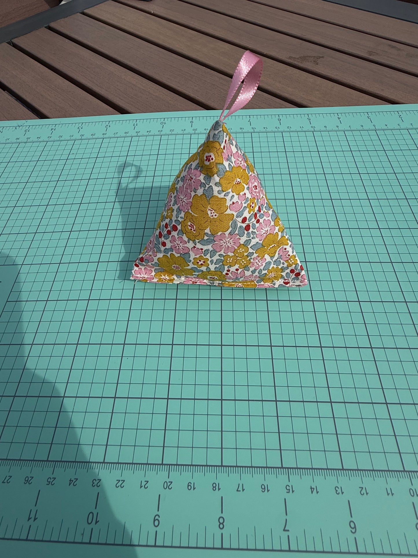 Blush Meadow Pattern Weight