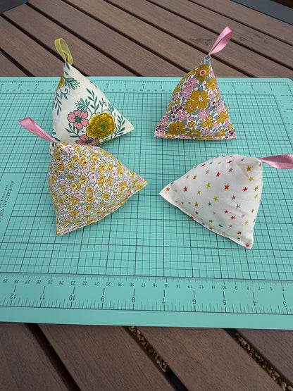 Blush Meadow Pattern Weight