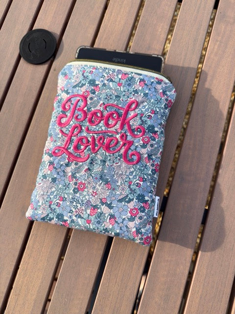 Book Lover Embroidered Sleeve - Strawberry Primrose