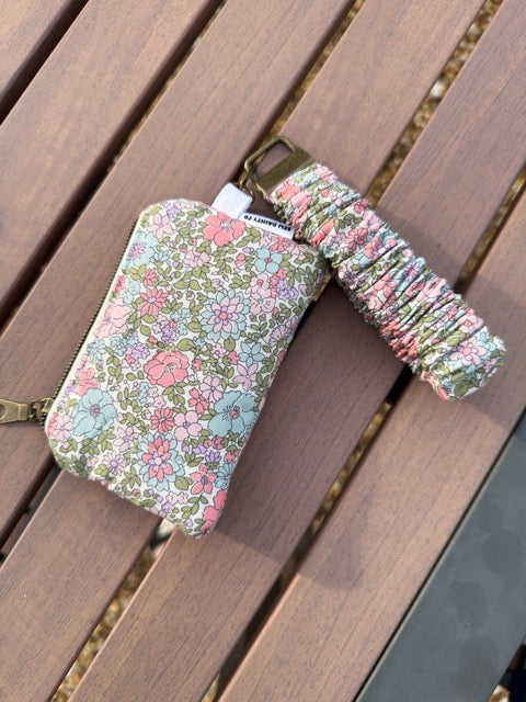 Blush Boquet Keychain Set